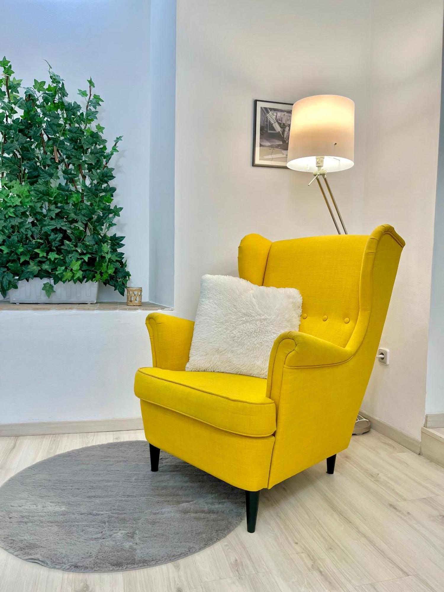 James Bond Apartment Old Town Bratislava Ngoại thất bức ảnh